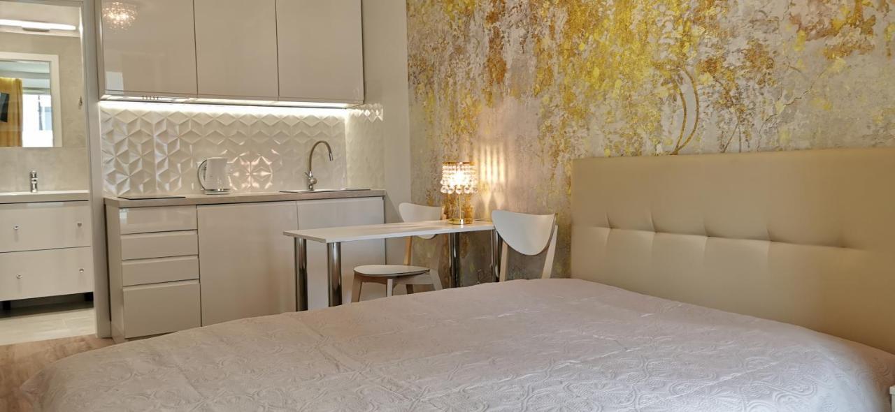 Wow Flou Przystan Letnica Apartamenty 700M Plaza Гданск Екстериор снимка