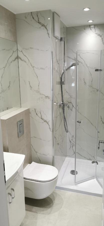 Wow Flou Przystan Letnica Apartamenty 700M Plaza Гданск Екстериор снимка